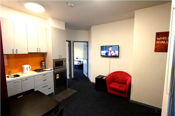 Alston Apartments Hotel - Accommodation Redcliffe 17