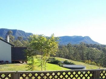 Wine Country Villas - Accommodation Redcliffe 16