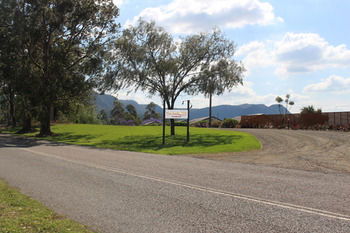 Wine Country Villas - Accommodation Redcliffe 33