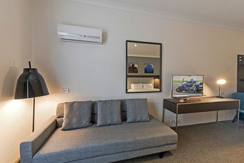Quality Hotel CKS Sydney Airport - Accommodation Redcliffe 29