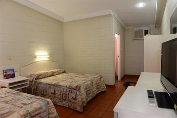 Katherine Motel - Accommodation Redcliffe 14