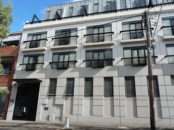 Australian Home Away @ Market Square Melbourne - Accommodation Redcliffe 2