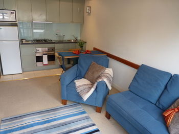 Australian Home Away @ Market Square Melbourne - Accommodation Redcliffe 9