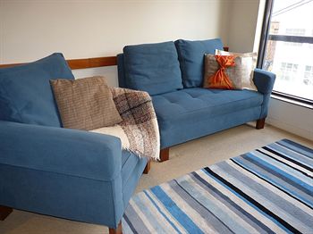 Australian Home Away @ Market Square Melbourne - Accommodation Redcliffe 12