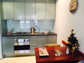 Australian Home Away @ Market Square Melbourne - Accommodation Redcliffe 14