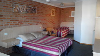 Branxton House Motel, Hunter Valley - Accommodation Redcliffe 12
