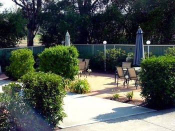Branxton House Motel, Hunter Valley - Accommodation Redcliffe 14