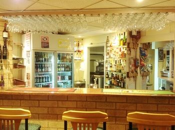 Ashton Townhouse Motel And Suites - Accommodation Redcliffe 0