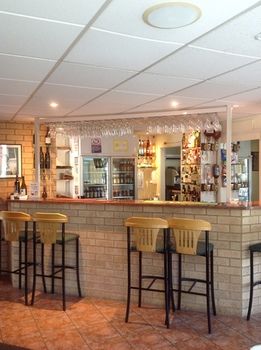 Ashton Townhouse Motel And Suites - Accommodation Redcliffe 1