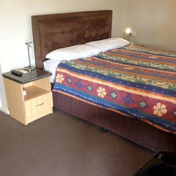 Ashton Townhouse Motel And Suites - Accommodation Redcliffe 14
