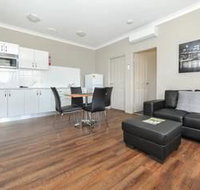 Akuna Motor Inn and Apartments - Accommodation Redcliffe