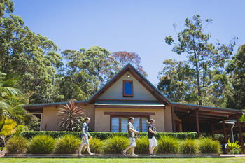 Bawley Bush Retreat And Cottages - Accommodation Redcliffe 6
