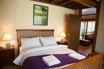 Bawley Bush Retreat And Cottages - Accommodation Redcliffe 17