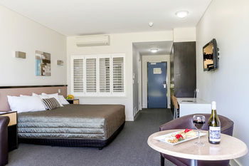 Macquarie Inn - Accommodation Redcliffe 8