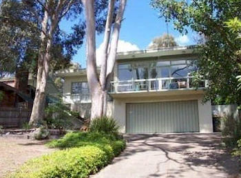 Eltham Retreat - Accommodation Redcliffe 1