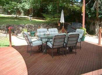 Eltham Retreat - Accommodation Redcliffe 5
