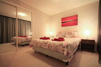 Amazing City Apartment - Accommodation Redcliffe 10