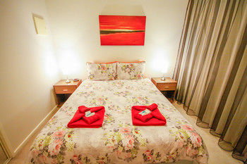 Amazing City Apartment - Accommodation Redcliffe 12