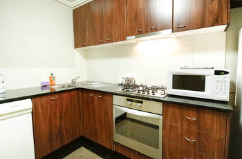 Amazing City Apartment - Accommodation Redcliffe 24