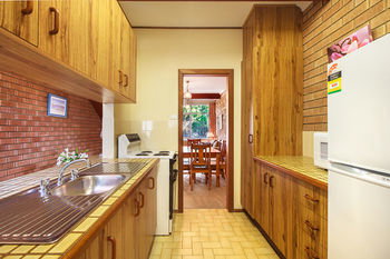 Mollymook Beach Units - Accommodation Redcliffe 11