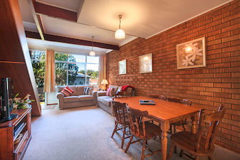 Mollymook Beach Units - Accommodation Redcliffe 15