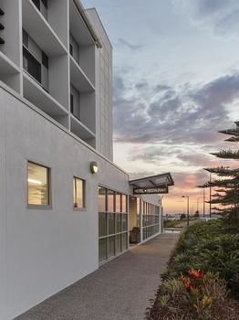 Best Western Plus Lake Kawana Hotel - Accommodation Redcliffe 6