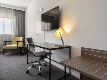 Best Western Plus Lake Kawana Hotel - Accommodation Redcliffe 40