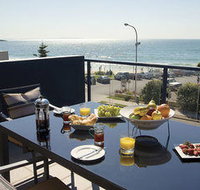 Mollymook Beachfront Executive Apartment - Accommodation Redcliffe