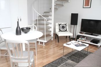 Apartment2c - Soho - Accommodation Redcliffe 5