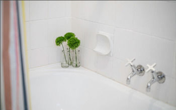 Apartment2c - Ormond - Accommodation Redcliffe 1