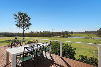 Belford NSW Accommodation Redcliffe