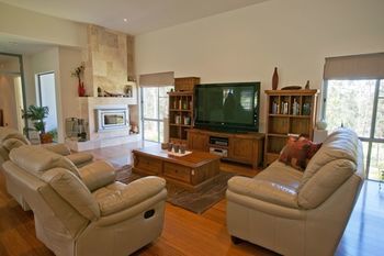 Moonee Beach Executive Retreat - Accommodation Redcliffe 25