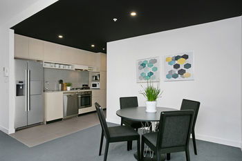 CAMPUS - Accommodation Redcliffe 18