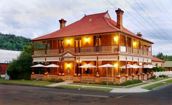 CBC Bed & Breakfast & Cafe - Accommodation Redcliffe 2
