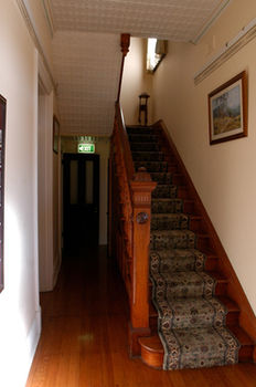 CBC Bed & Breakfast & Cafe - Accommodation Redcliffe 6