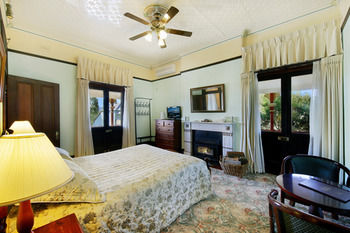 CBC Bed & Breakfast & Cafe - Accommodation Redcliffe 13