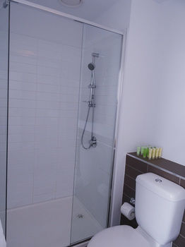 Anchor On Upper West - Accommodation Redcliffe 0