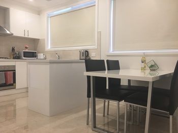Ivy Units Glen Waverley - Accommodation Redcliffe 14