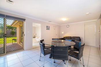 Getaway Holiday House Bankstown - Accommodation Redcliffe 10