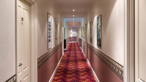 BEST WESTERN Ensenada Motor Inn - Accommodation Redcliffe 3