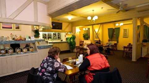 BEST WESTERN Balmoral Motor Inn - Accommodation Redcliffe 3