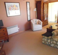 John and Eva Selles Studio Apartment - Accommodation Redcliffe