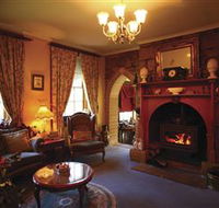 Oatlands Lodge Colonial Accommodation - Accommodation Redcliffe