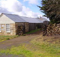 Lakeview Cottage - Accommodation Redcliffe
