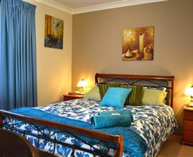 Country View Stays - Accommodation Redcliffe 2