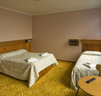 Somerset Hotel - Accommodation Redcliffe