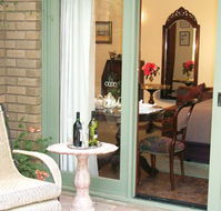 Forlonge Bed  Breakfast - Accommodation Redcliffe