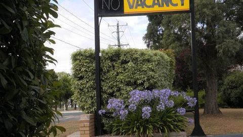 Alfred Motor Inn - Accommodation Redcliffe 3