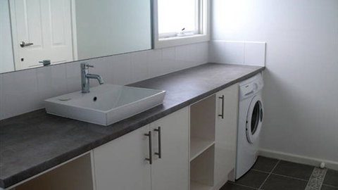 Deanswood Self Contained Accommodation - Accommodation Redcliffe 2