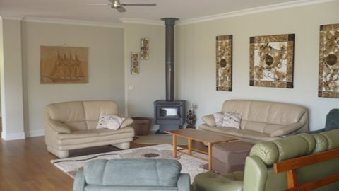 Yarrasackawonga - Accommodation Redcliffe 5
